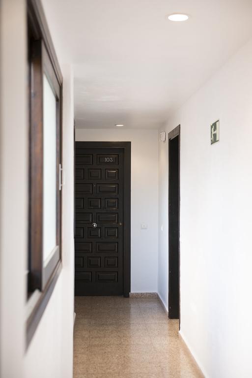 Apartamentos Ripoll Ibiza Ngoại thất bức ảnh